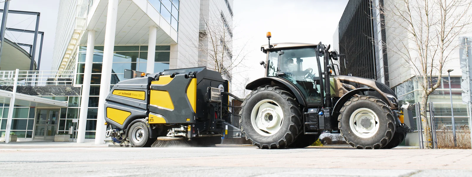 Sweepers | Wasa 300⁺ | Aebi Schmidt Group